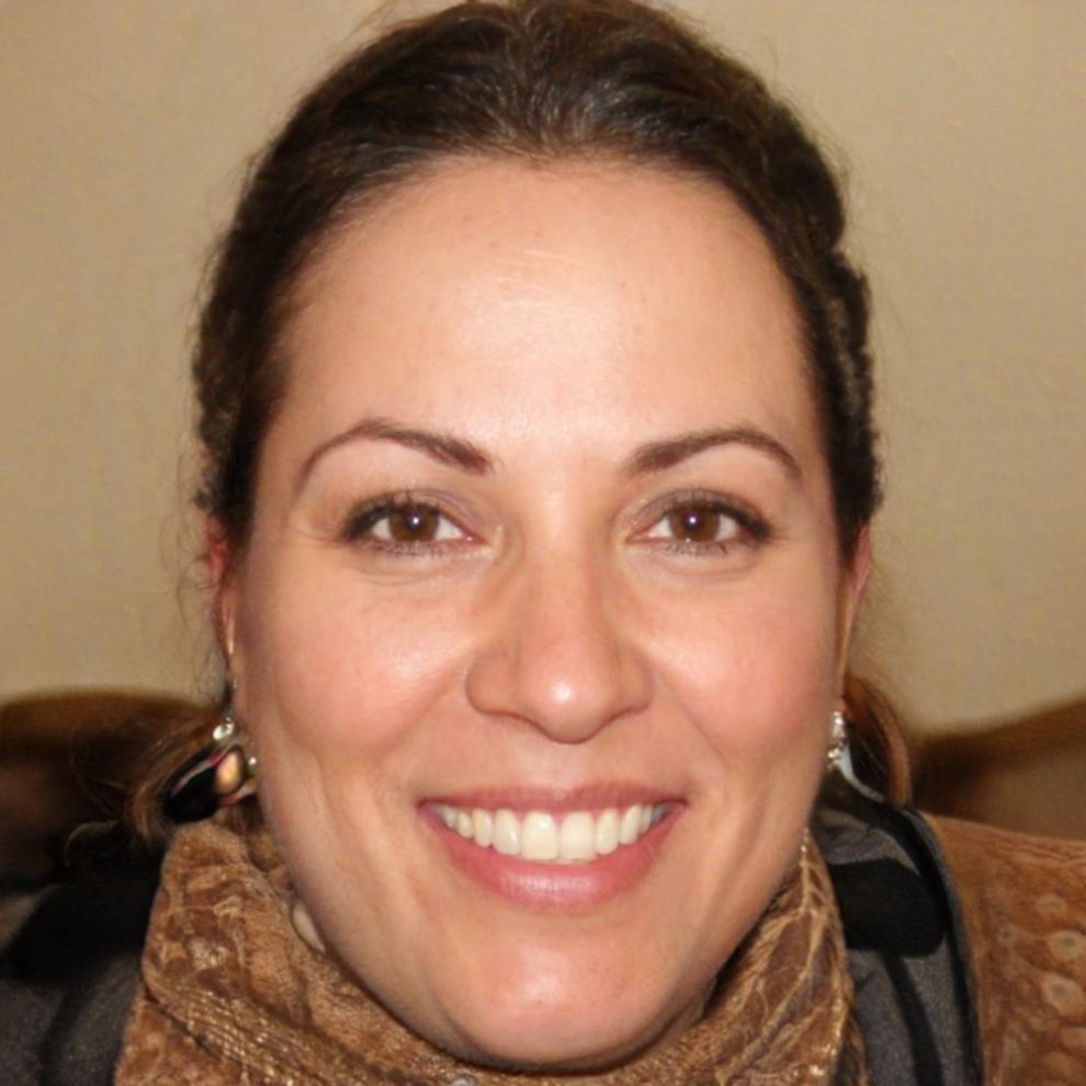 Elena Kowalski, Support Role Specialist with expertise in vision control and team enabling